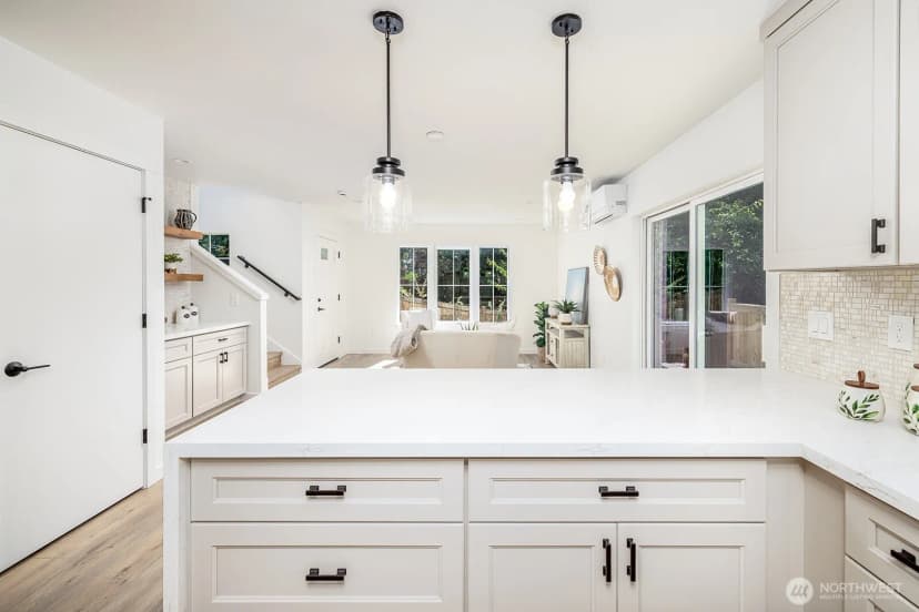 Property photo for 12029 40th Avenue Ne #c, Seattle photo 6