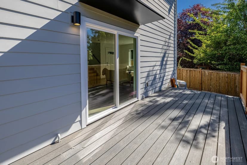Property photo for 12029 40th Avenue Ne #c, Seattle photo 23