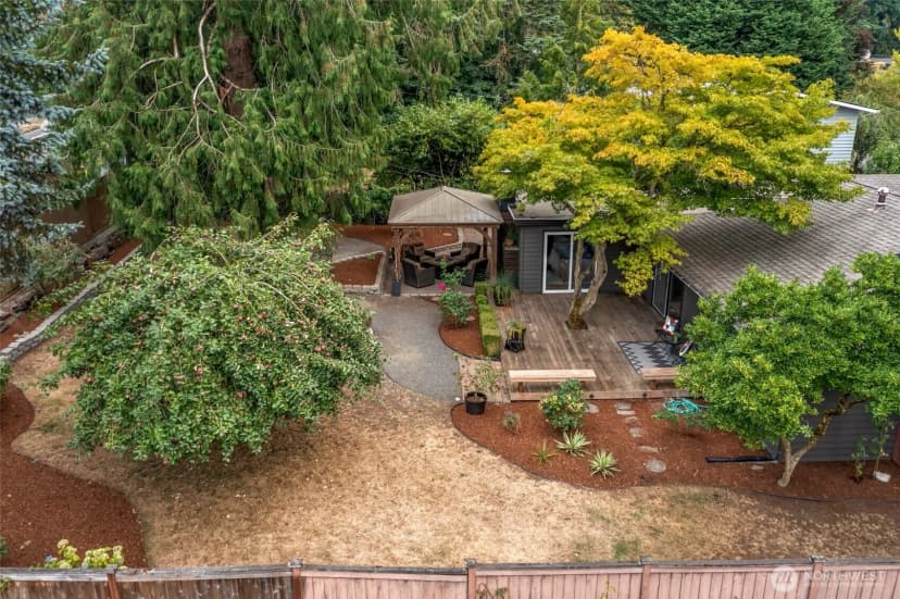 Property photo for 10404 Ne 131st Street, Kirkland photo 22