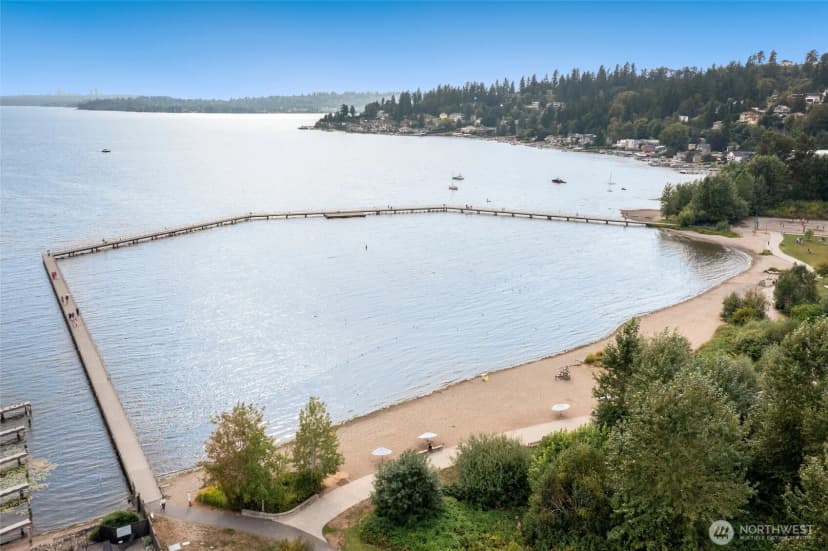 Property photo for 10404 Ne 131st Street, Kirkland photo 36