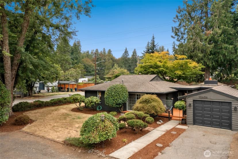 Property photo for 10404 Ne 131st Street, Kirkland photo 39