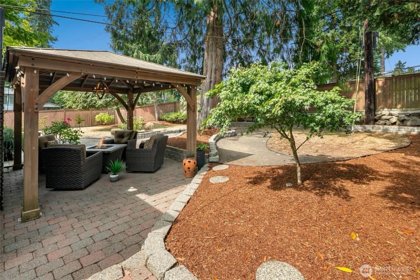 Property photo for 10404 Ne 131st Street, Kirkland photo 28