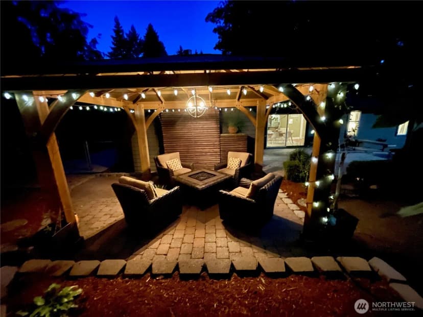 Property photo for 10404 Ne 131st Street, Kirkland photo 31