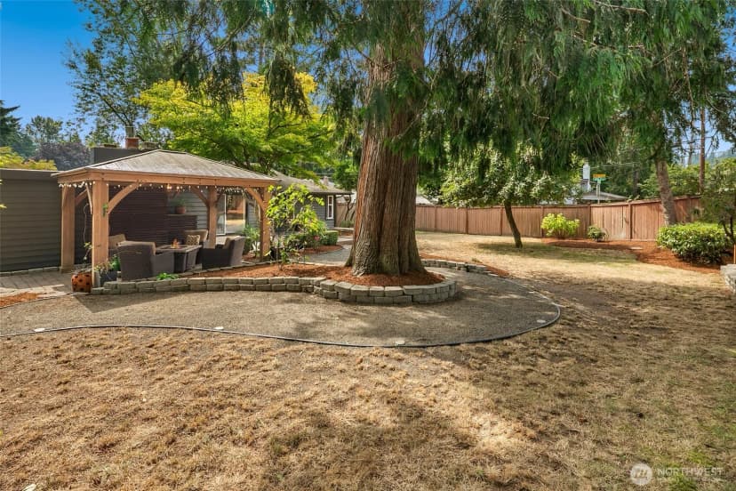 Property photo for 10404 Ne 131st Street, Kirkland photo 29