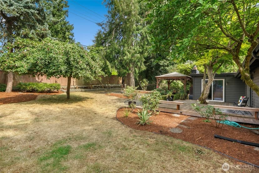 Property photo for 10404 Ne 131st Street, Kirkland photo 27