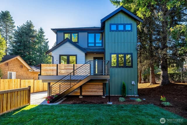Property photo for 12033 40th Avenue Ne #a, Seattle