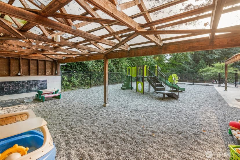 Property photo for 502 Cave Avenue Ne, Bainbridge Island photo 21