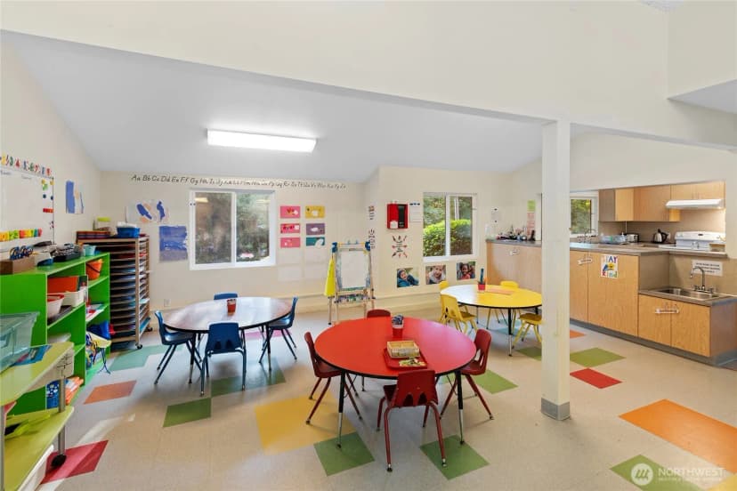 Property photo for 502 Cave Avenue Ne, Bainbridge Island photo 6