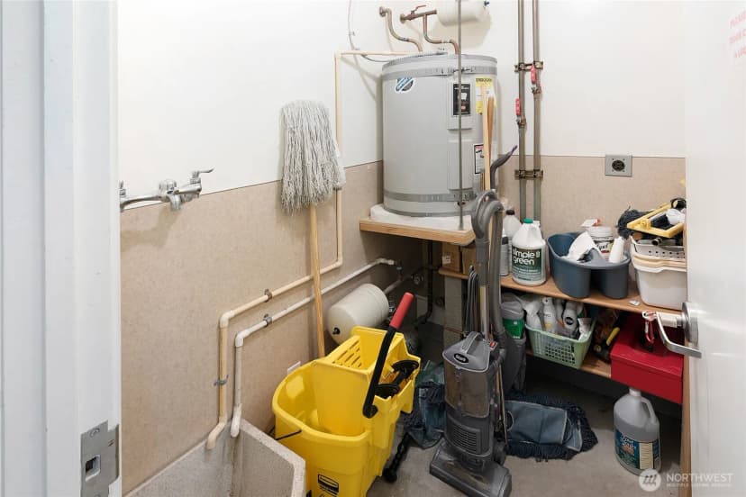 Property photo for 502 Cave Avenue Ne, Bainbridge Island photo 15