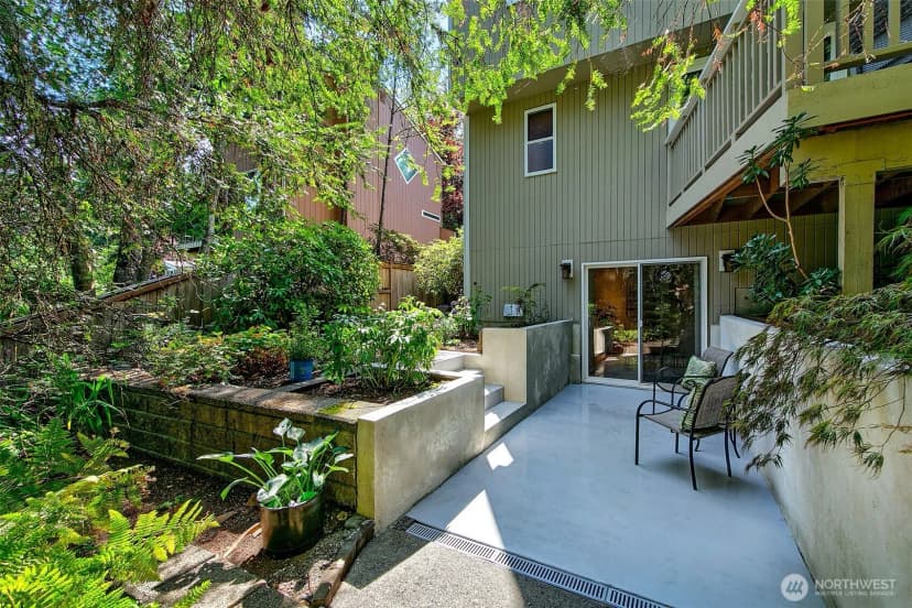 Property photo for 18008 25th Avenue Ne, Lake Forest Park photo 30