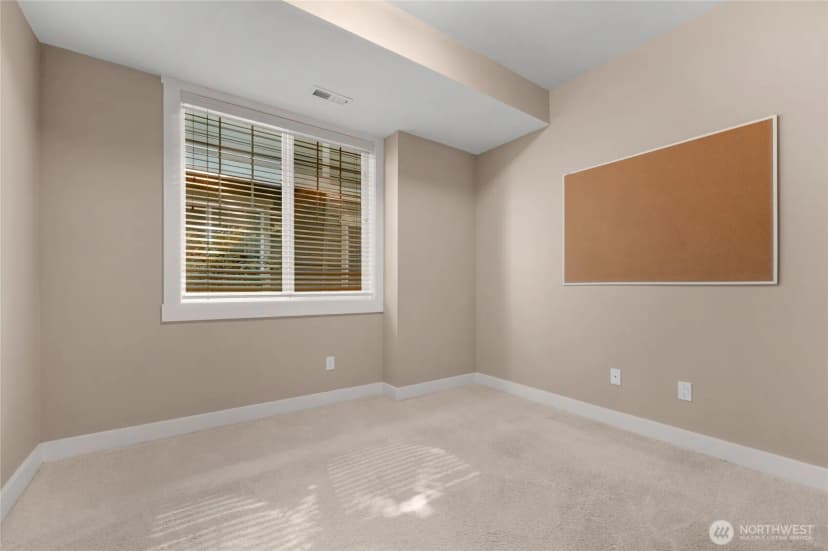 Property photo for 7720 Island View Court #b, Mukilteo photo 26