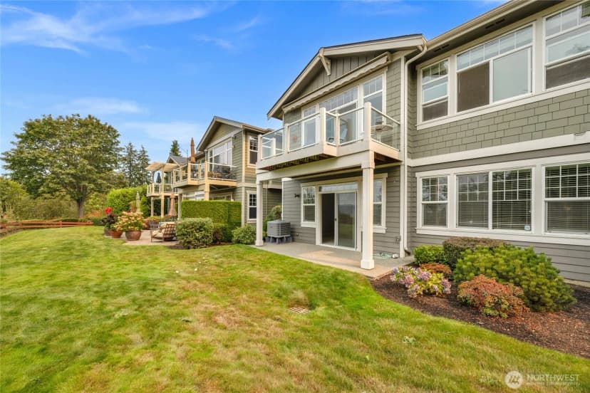 Property photo for 7720 Island View Court #b, Mukilteo photo 3