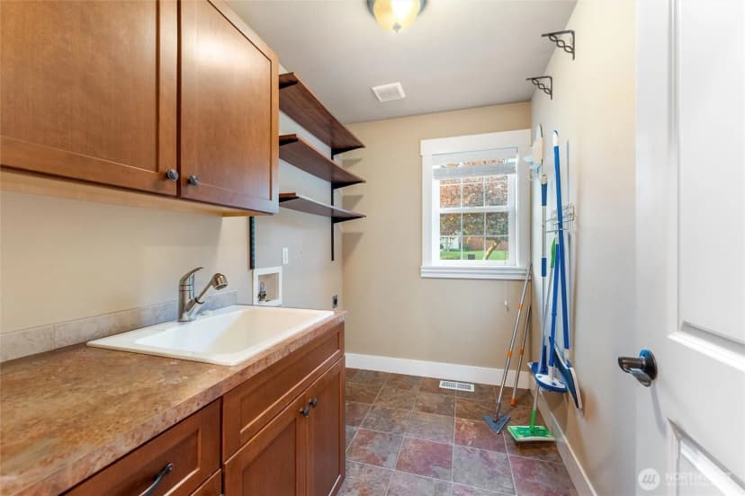 Property photo for 1214 Pilchuck Place, Fox Island photo 12