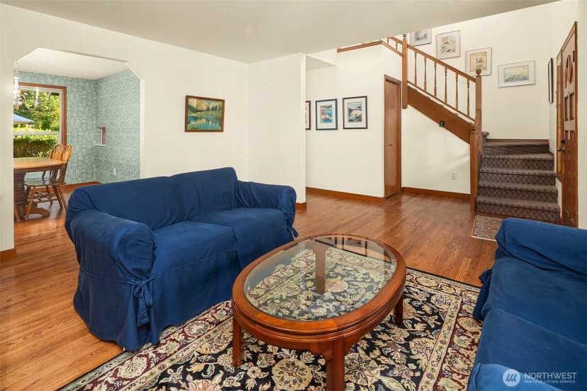 Property photo for 8412 200th Street Sw, Edmonds photo 5