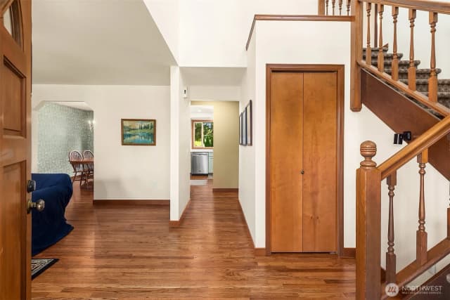 Property photo for 8412 200th Street Sw, Edmonds photo 4