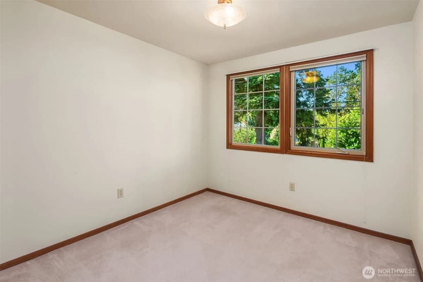Property photo for 8412 200th Street Sw, Edmonds photo 28
