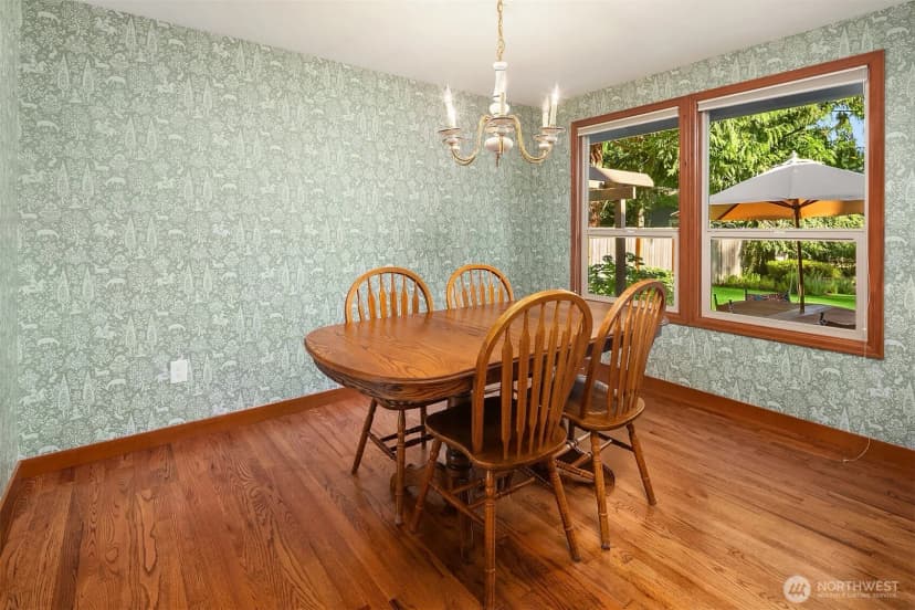 Property photo for 8412 200th Street Sw, Edmonds photo 9