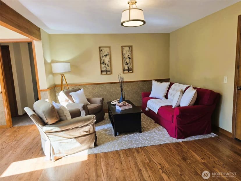 Property photo for 8412 200th Street Sw, Edmonds photo 17