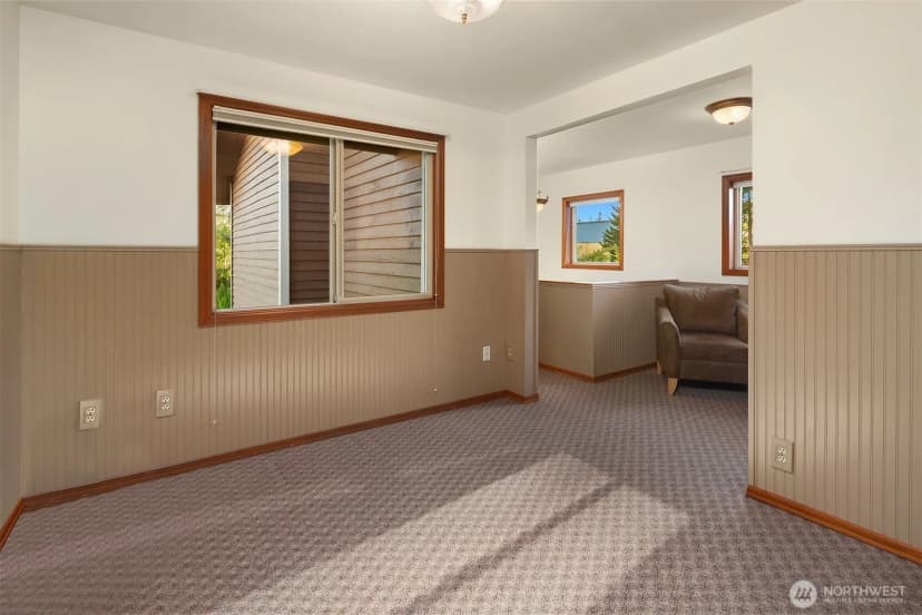 Property photo for 8412 200th Street Sw, Edmonds photo 22