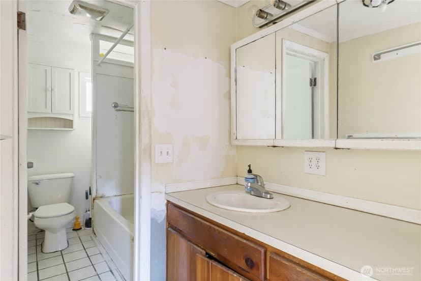 Property photo for 1066 View Ridge Drive, Oak Harbor photo 15