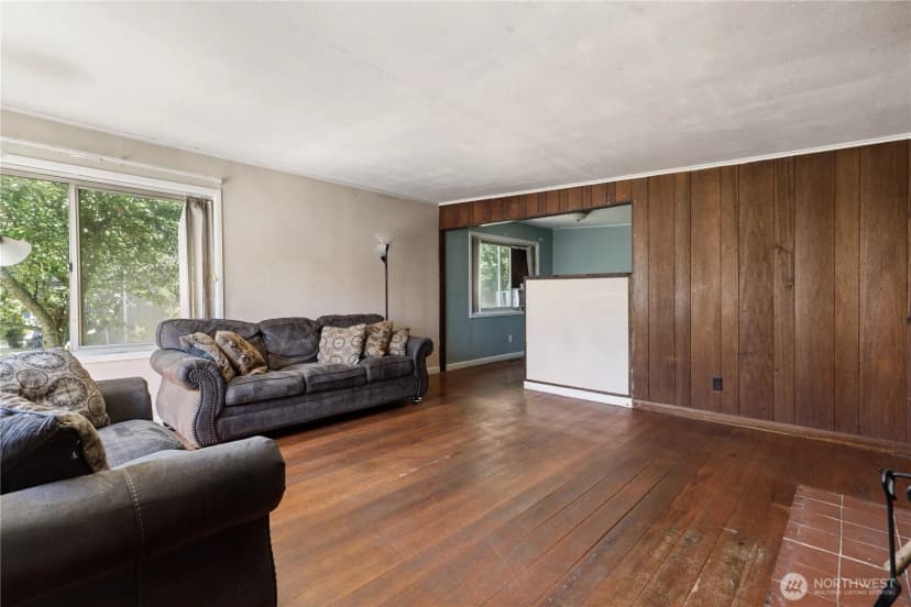 Property photo for 1066 View Ridge Drive, Oak Harbor photo 10