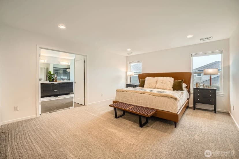 Property photo for 32994 Cedar Avenue Se, Black Diamond photo 17
