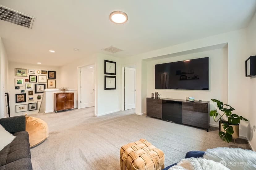 Property photo for 32994 Cedar Avenue Se, Black Diamond photo 28