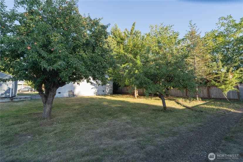 Property photo for 1203 Garrison Street Ne, Olympia photo 28