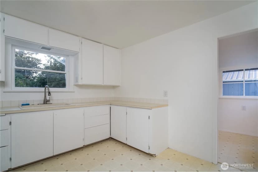 Property photo for 1203 Garrison Street Ne, Olympia photo 12