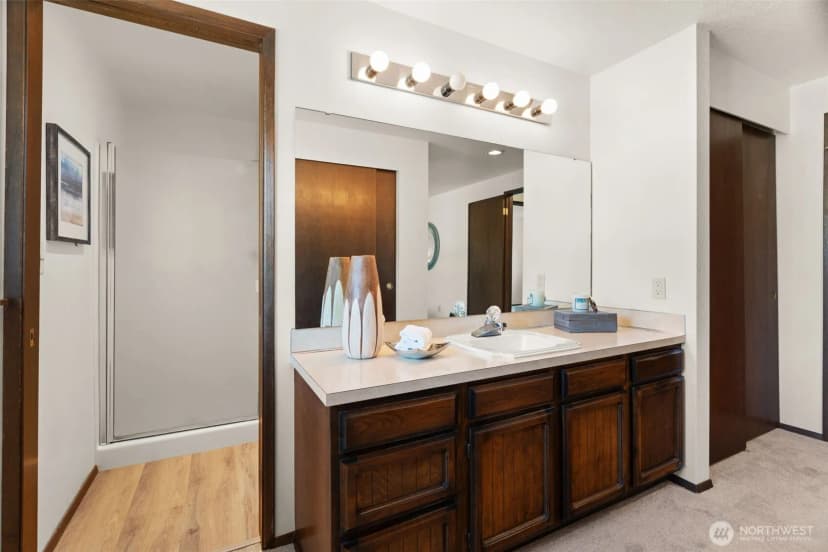 Property photo for 10526 237th Place Sw, Edmonds photo 18