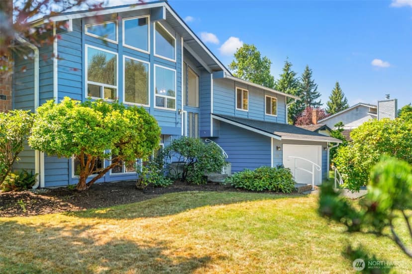 Property photo for 10526 237th Place Sw, Edmonds photo 3