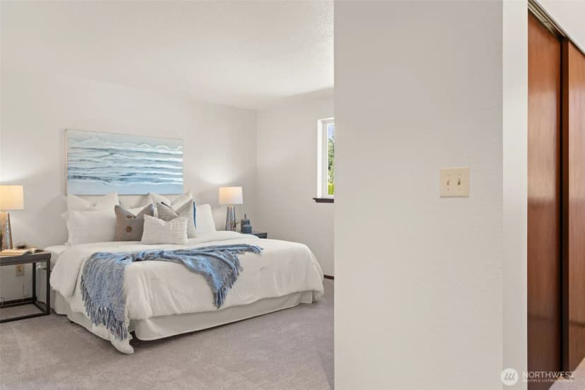 Property photo for 10526 237th Place Sw, Edmonds photo 16