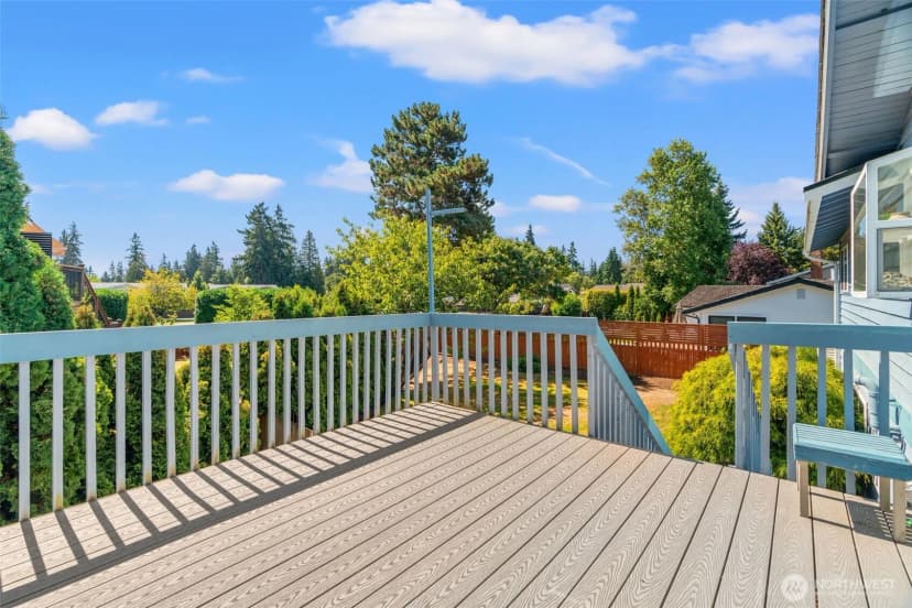 Property photo for 10526 237th Place Sw, Edmonds photo 27