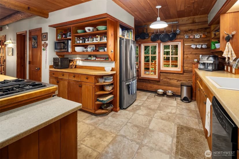 Property photo for 2500 California Street, Bellingham photo 14