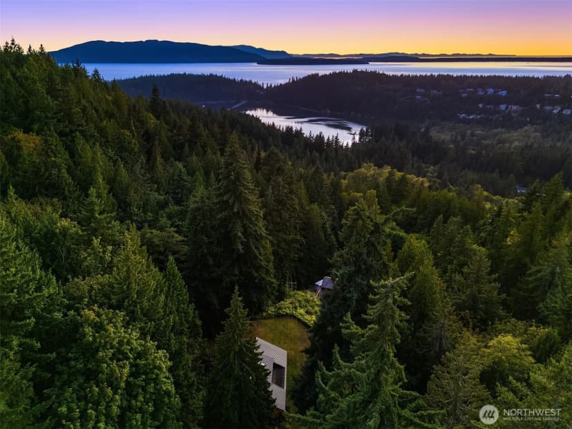 Property photo for 2500 California Street, Bellingham photo 3