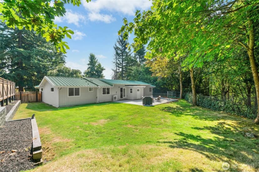Property photo for 14543 178th Avenue Se, Renton photo 16