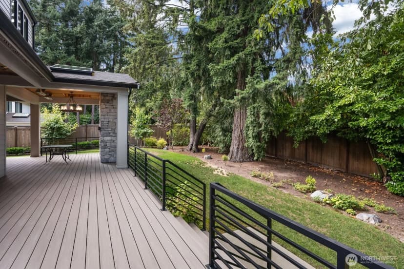 Property photo for 10924 Se 24th Place, Bellevue photo 35