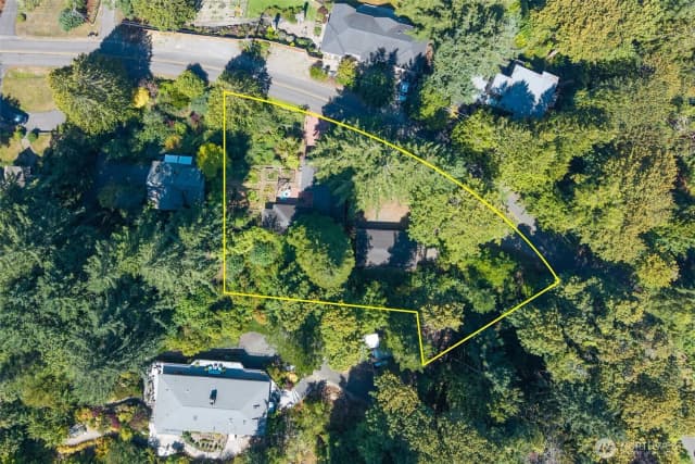 Property photo for 3411 Sunset Beach Drive Nw, Olympia photo 3