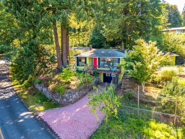 Property photo for 3411 Sunset Beach Drive Nw, Olympia photo 2