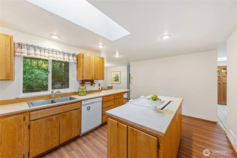 Property photo for 9625 101st Avenue Ne, Arlington photo 8