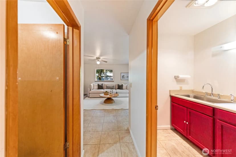 Property photo for 9625 101st Avenue Ne, Arlington photo 17