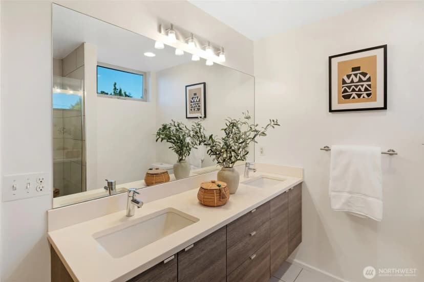 Property photo for 2510 S Dearborn Street, Seattle photo 29