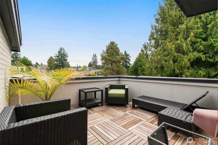 Property photo for 5915 Fauntleroy Way Sw #d, Seattle photo 15
