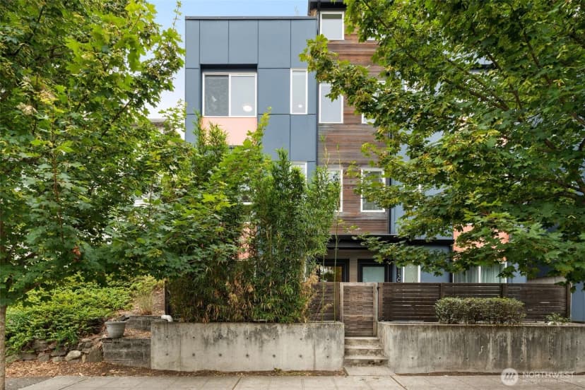 Property photo for 5915 Fauntleroy Way Sw #d, Seattle photo 25