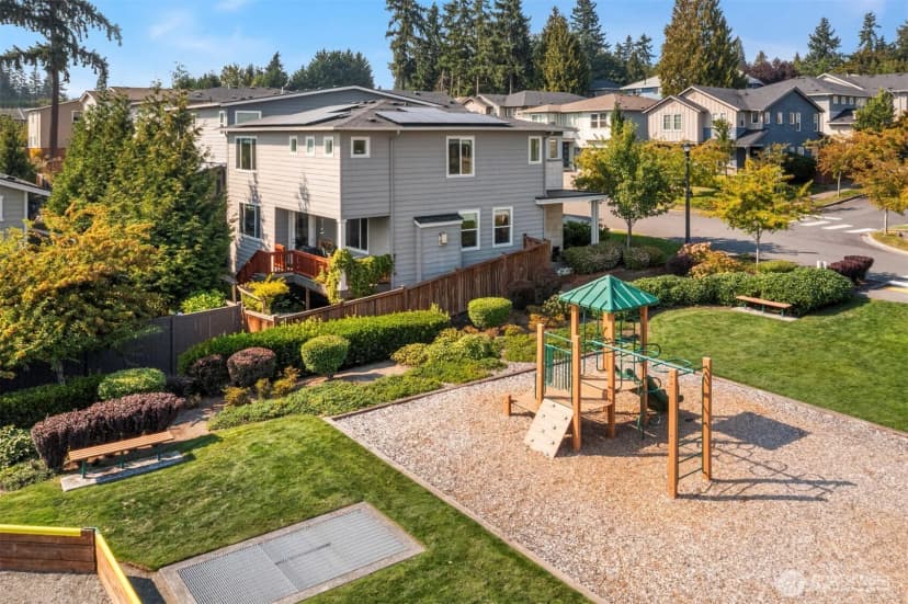 Property photo for 13441 Ne 129th Drive, Kirkland photo 33