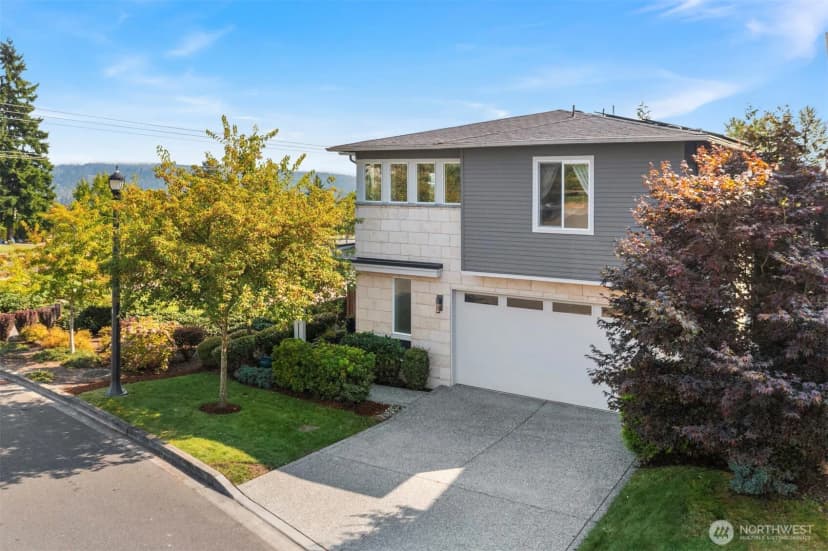 Property photo for 13441 Ne 129th Drive, Kirkland