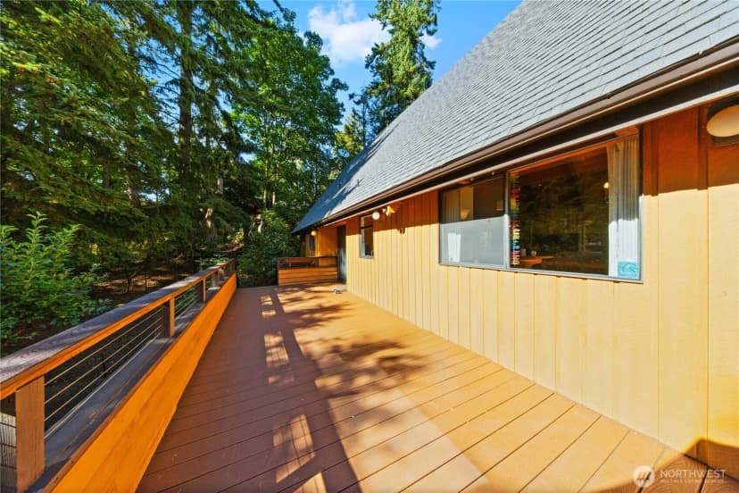 Property photo for 548 Klamath Drive, La Conner photo 31