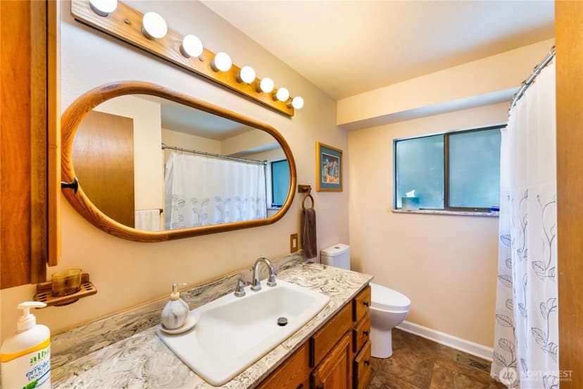 Property photo for 548 Klamath Drive, La Conner photo 19