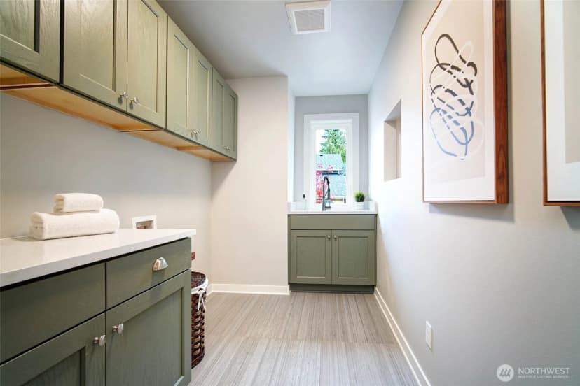 Property photo for 12806 Ne 65th Lane, Kirkland photo 36
