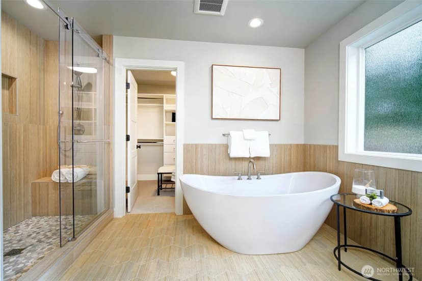 Property photo for 12806 Ne 65th Lane, Kirkland photo 24